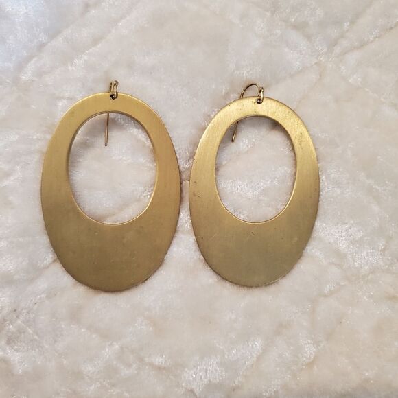 Vintage Brass Oval Shape Dangle Earrings - Picture 1 of 4